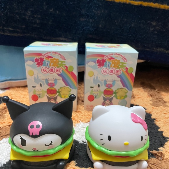 Sanrio Bundle - Picture 1 of 5